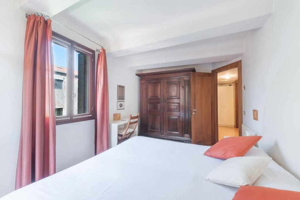 Ca' De La Comare, Relaxing And Elegant Apartment On Canal Grande Wenecja Zewnętrze zdjęcie